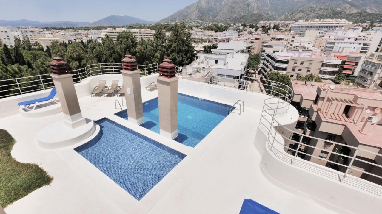 El Arbol - Rooftop Pool In Puerto Deportivo